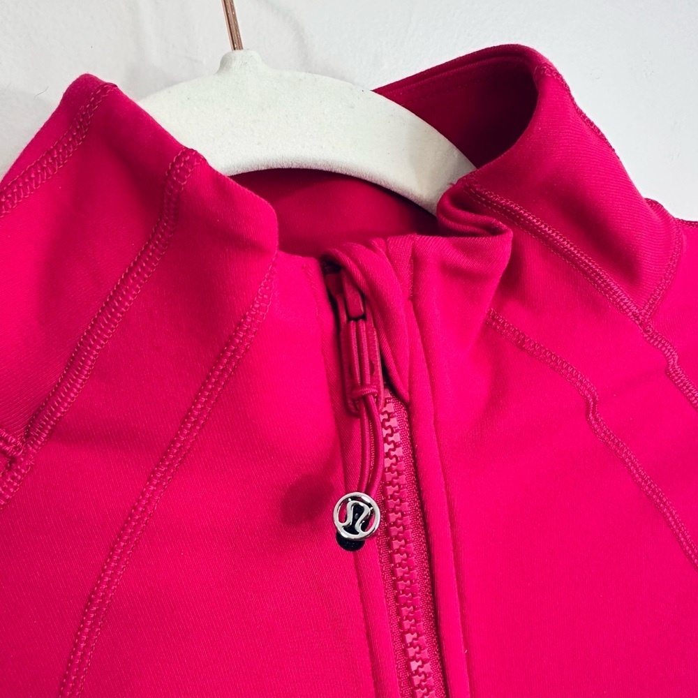NWT Lululemon Athletica Define Relaxed-Fit Jacket *Luon Passionate Pink Size 4 - Picture 4 of 16